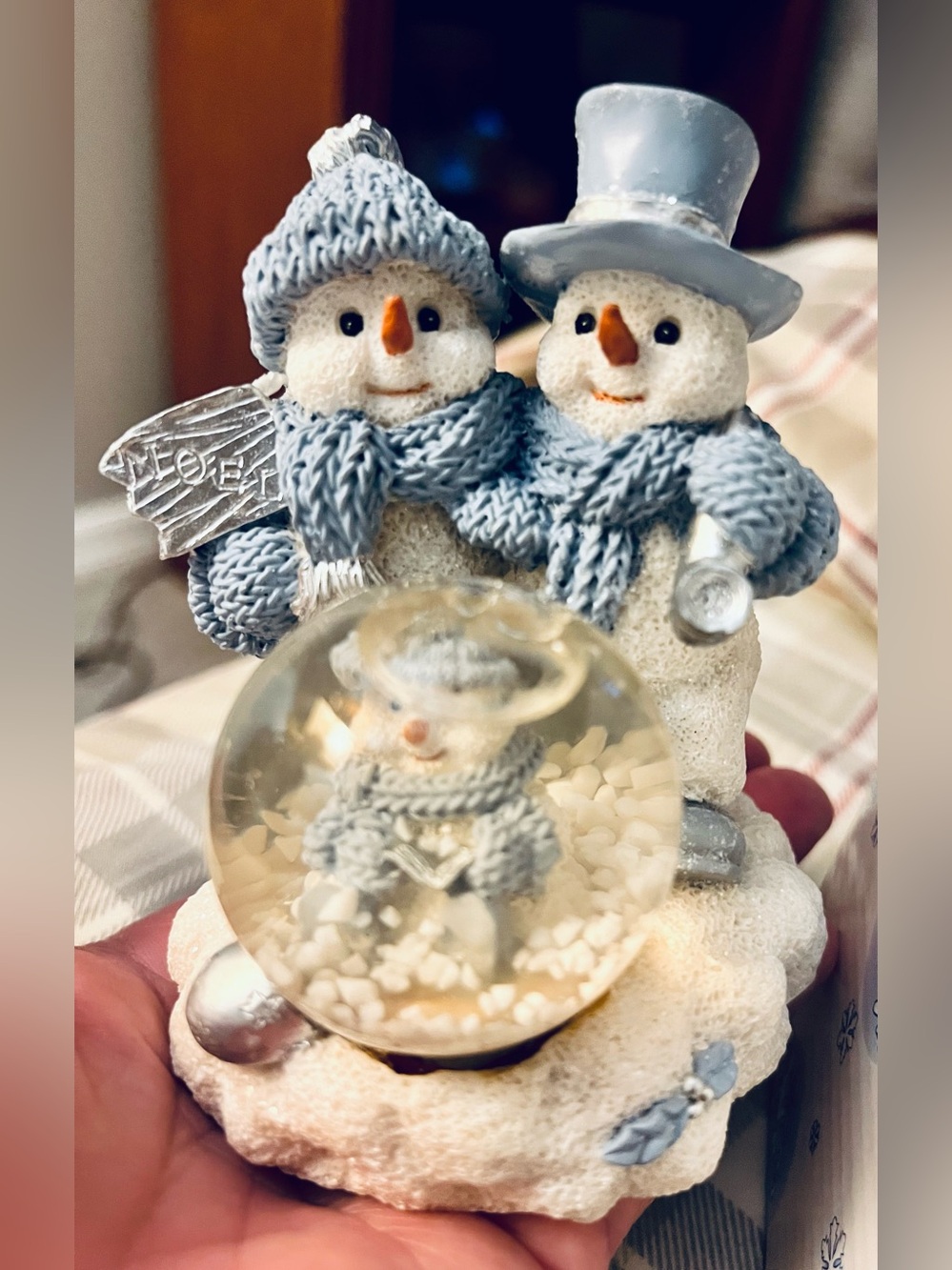 Vintage Encore Group Snow Buddies Snowman Family Globe 1998 Boxed Resin/Glass